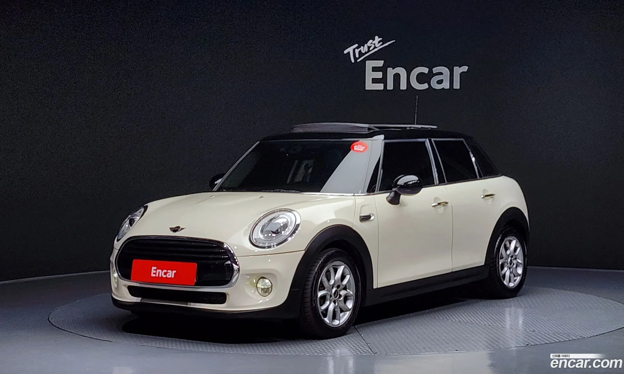 Mini Cooper D 2018 — 2