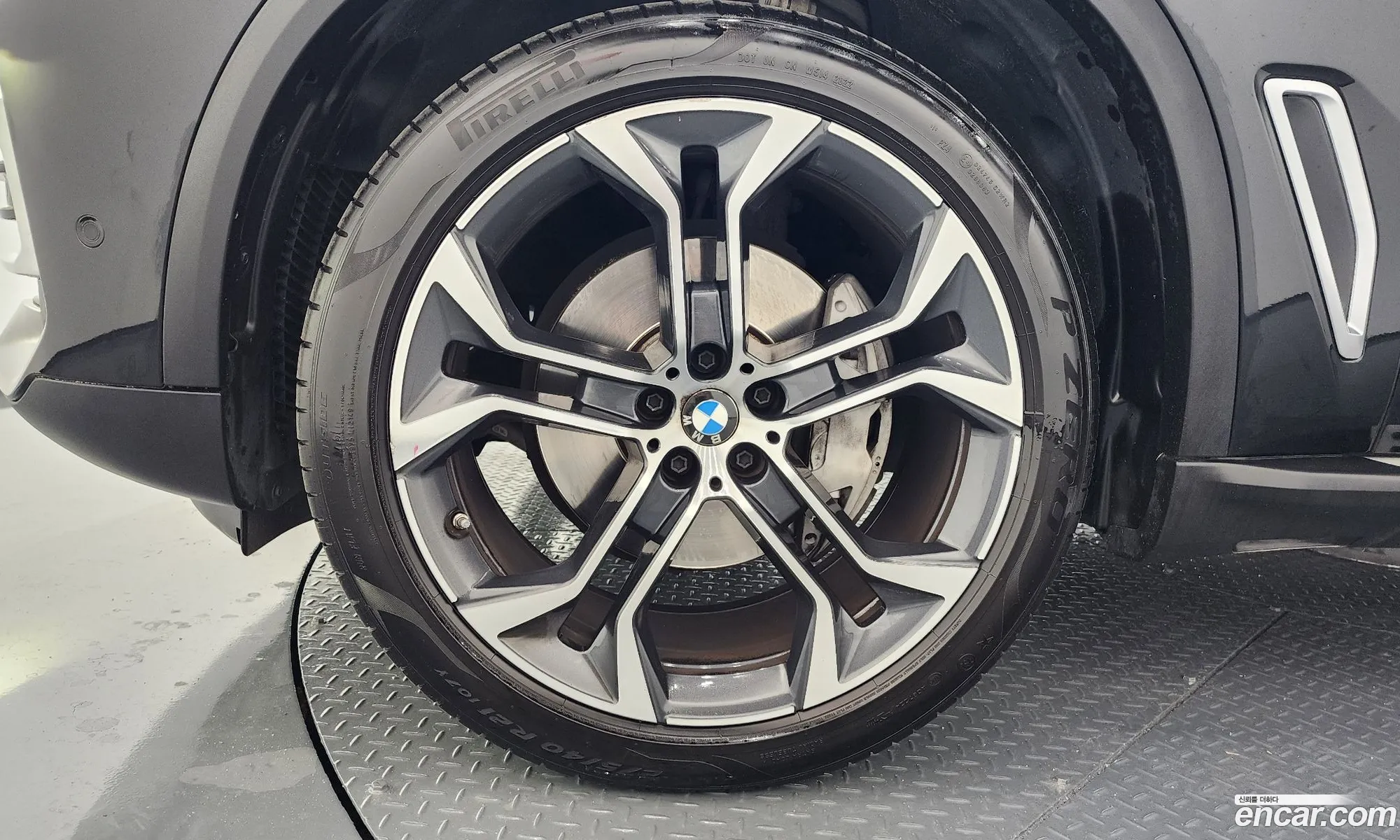 BMW X5 2022 — 17