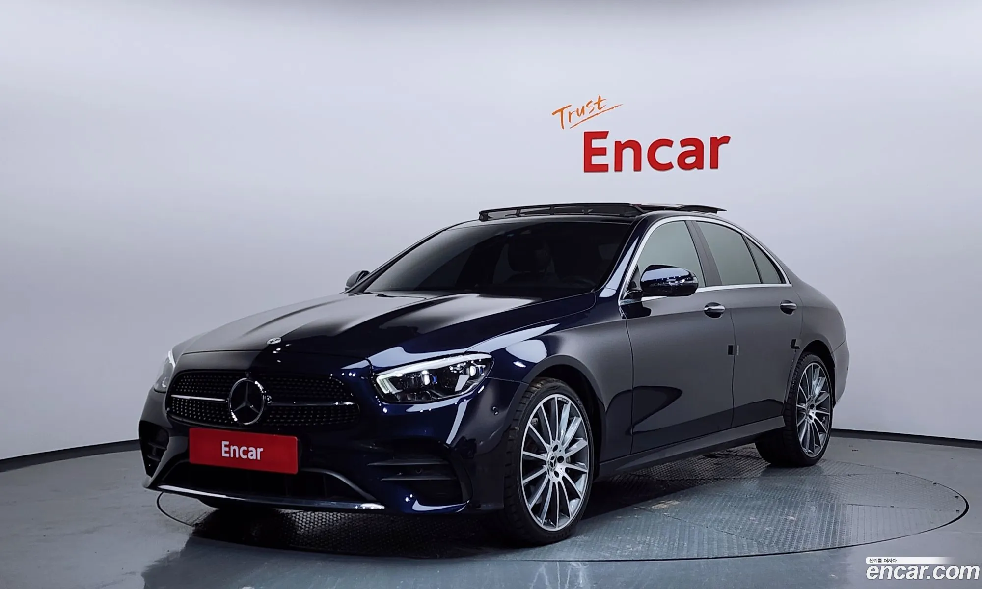 Mercedes-Benz E-Class W213 2022 — 16