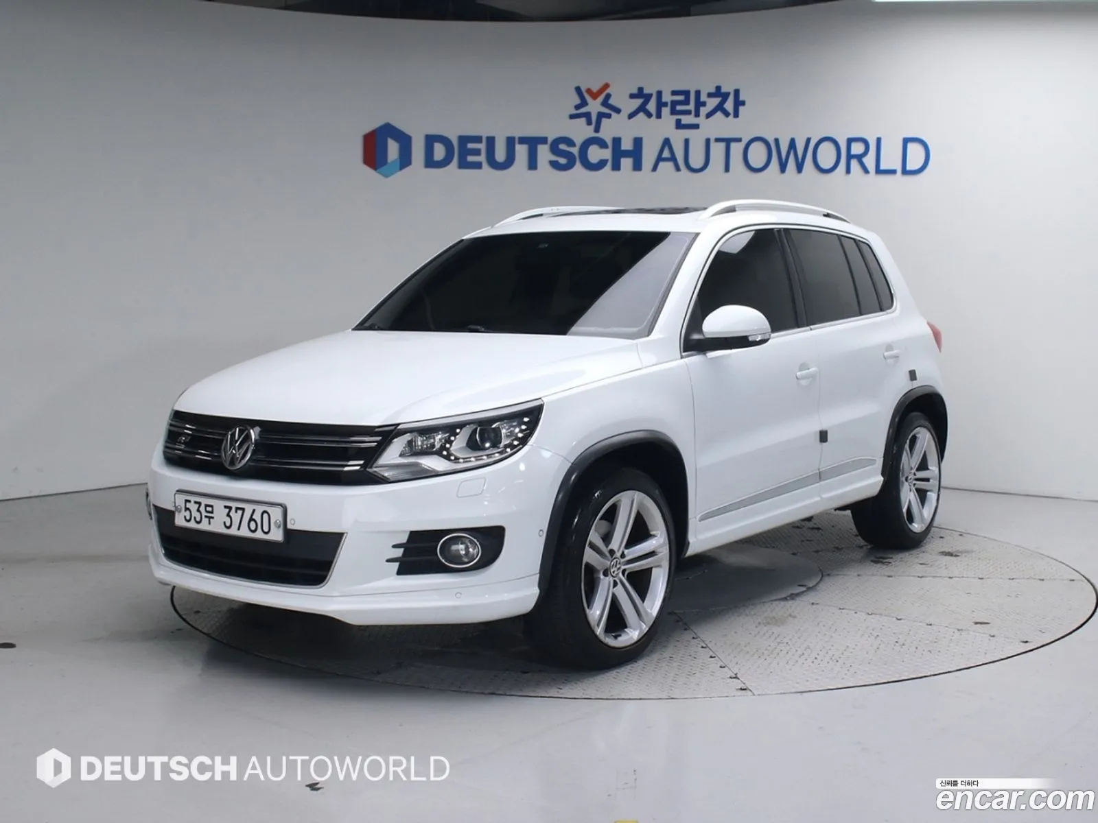Volkswagen Tiguan 2015 — 16