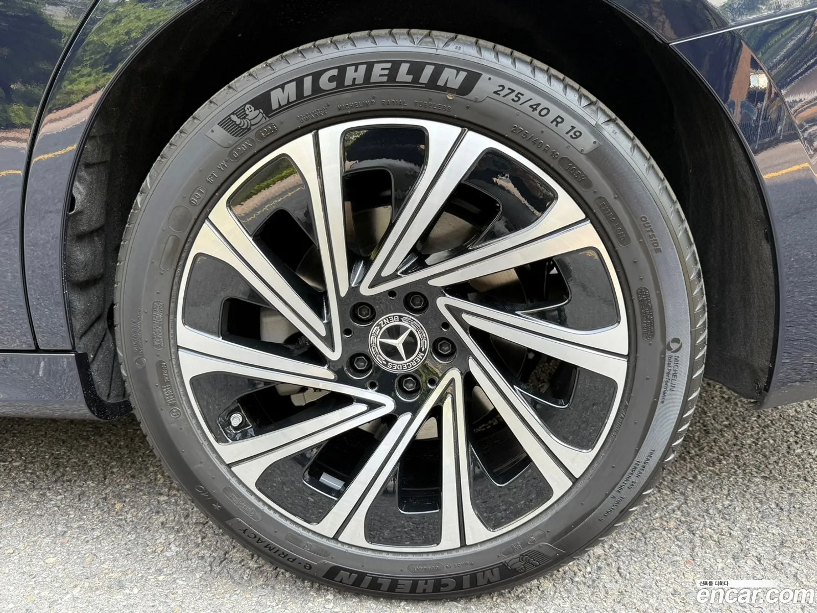 Mercedes-Benz E-Class W214 2025 — 12