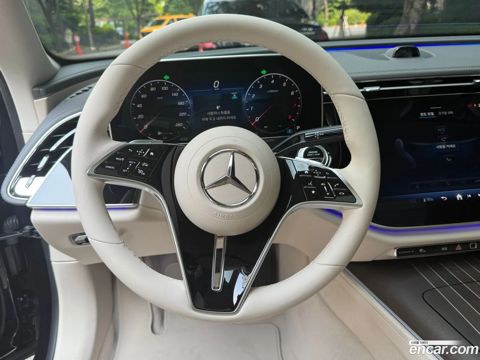 Mercedes-Benz E-Class W214 2025 — 3