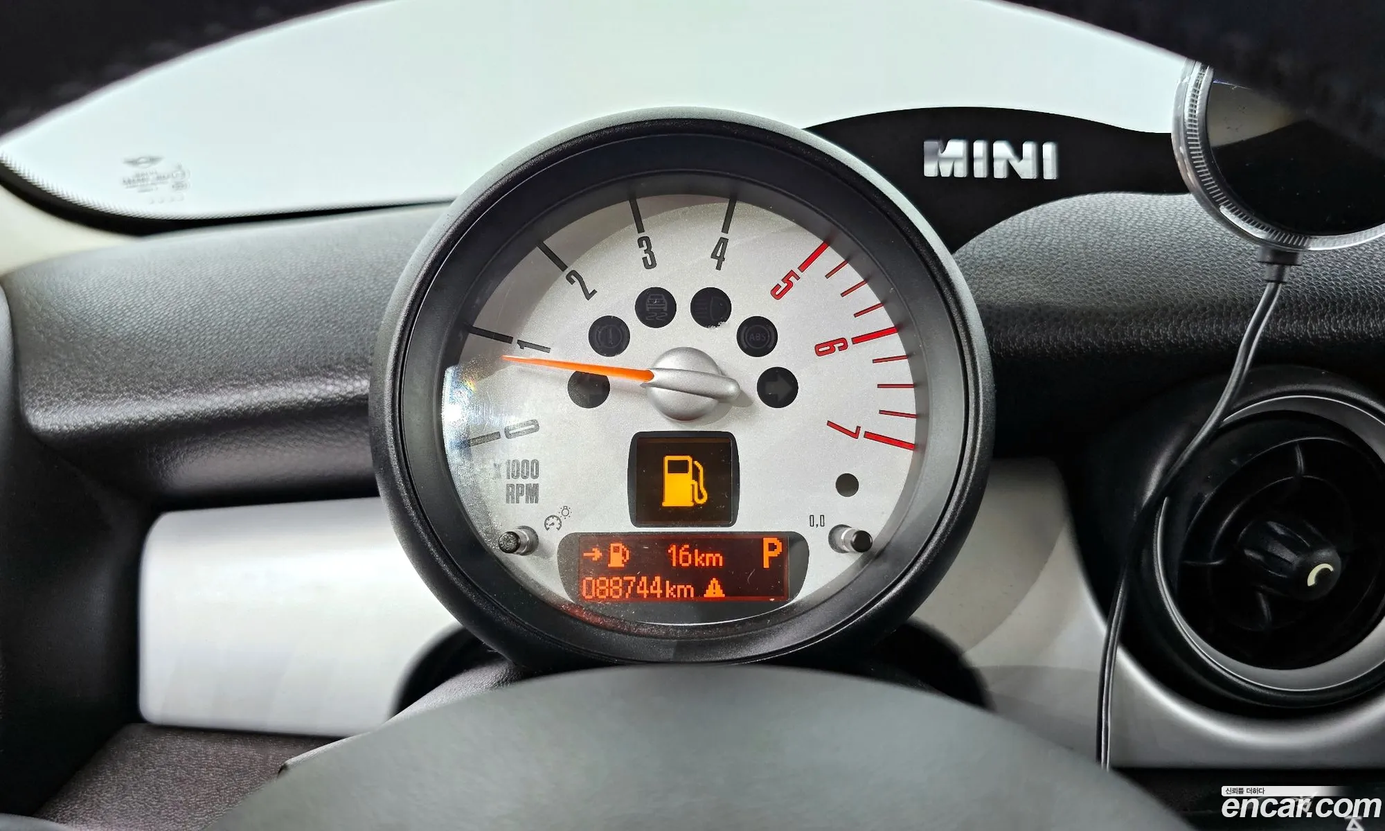 Mini Cooper D 2013 WMWSW5103DT473606 — 3