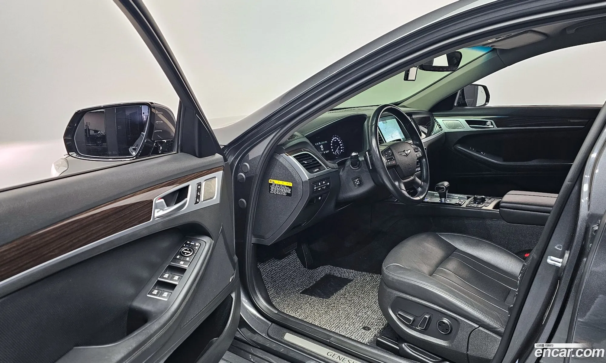 Genesis G80 2018 KMHGM41DBJU287775 — 6
