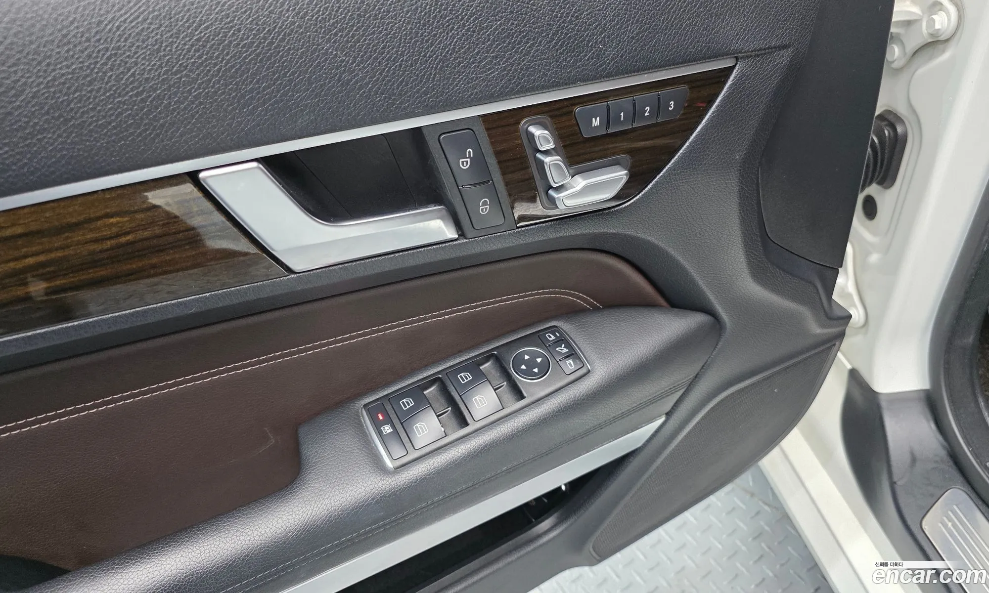 Mercedes-Benz E-Class W212 2014 WDDKK3EF8EF275790 — 18