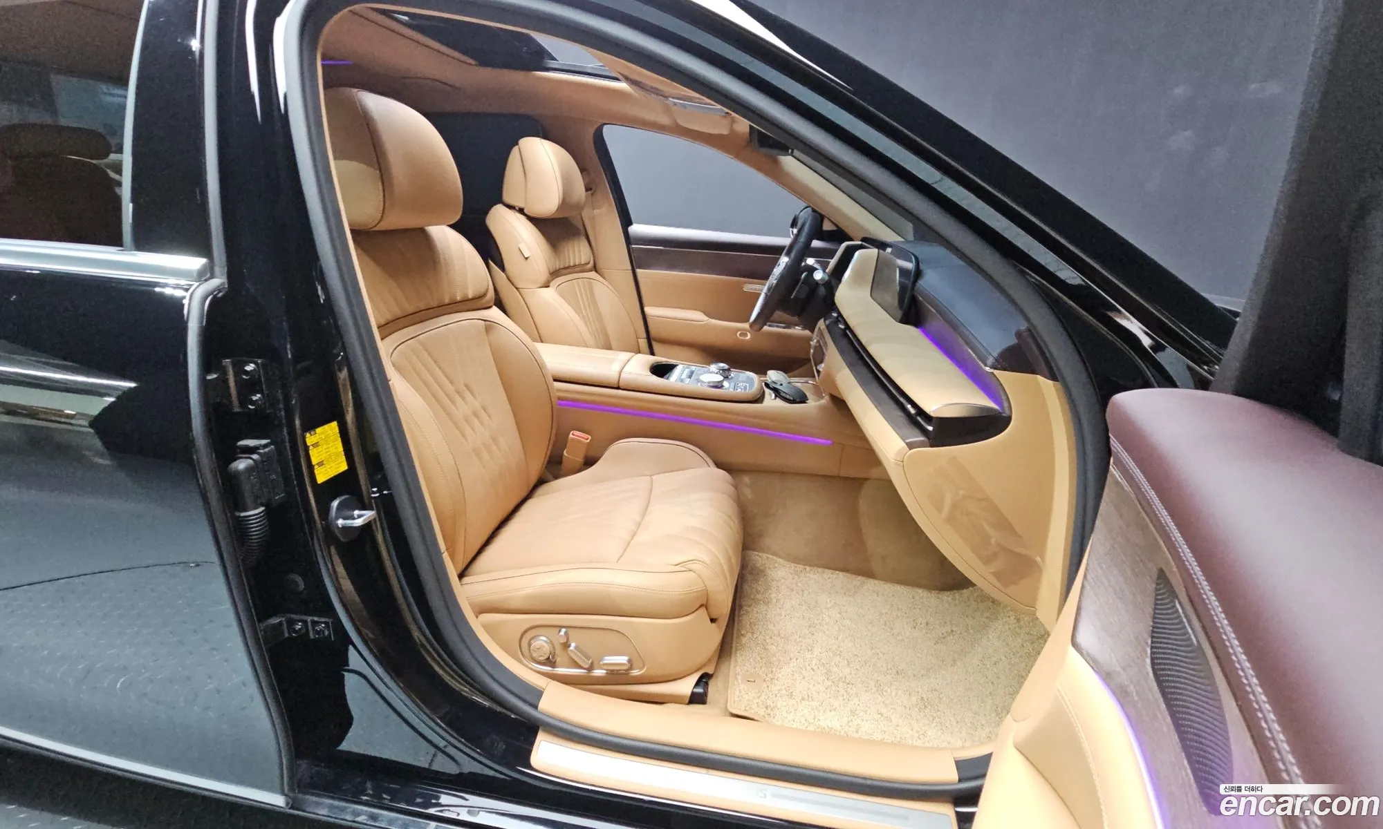 Genesis G90 2024 — 17