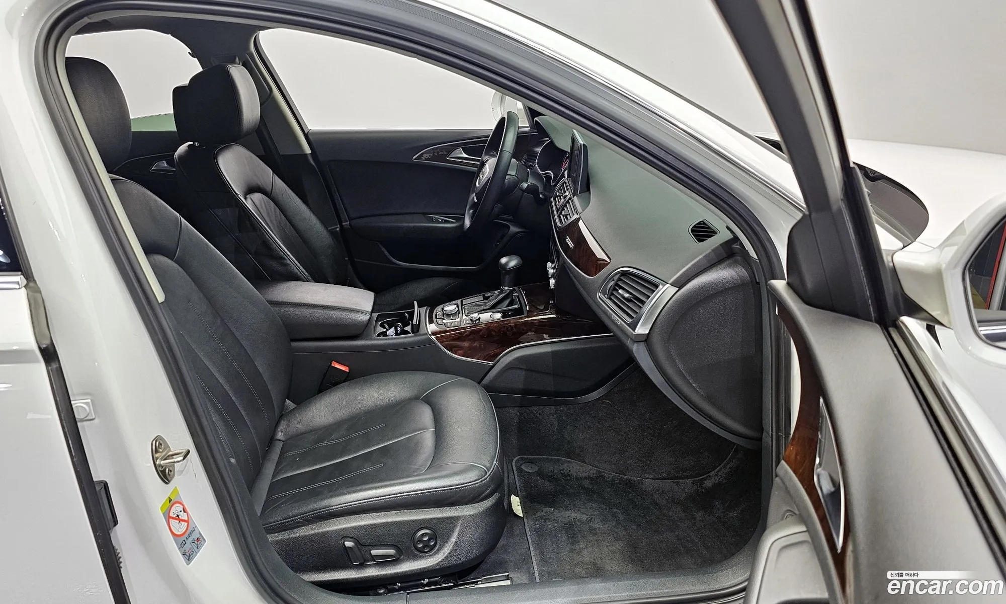 Audi A6 2012 — 2