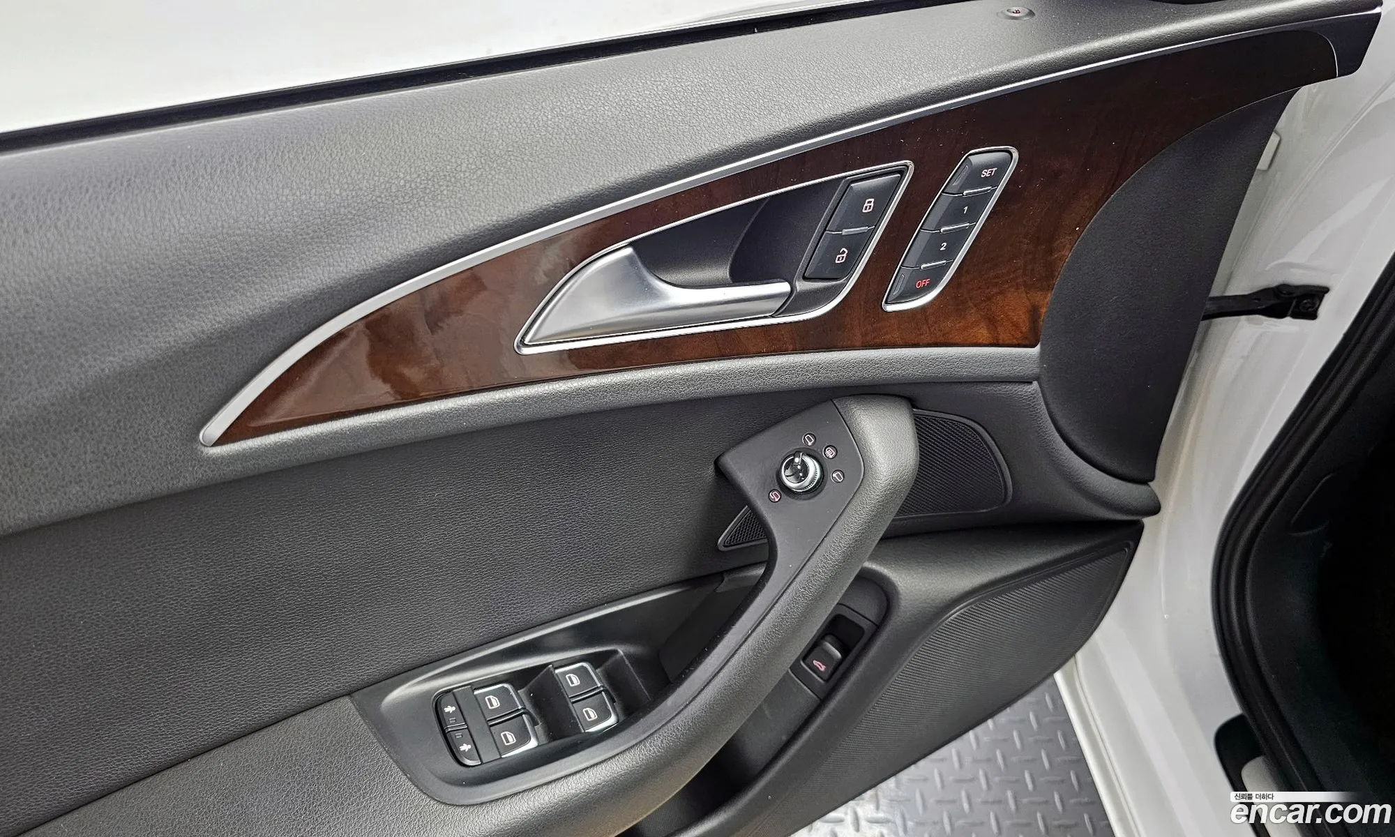 Audi A6 2012 — 4