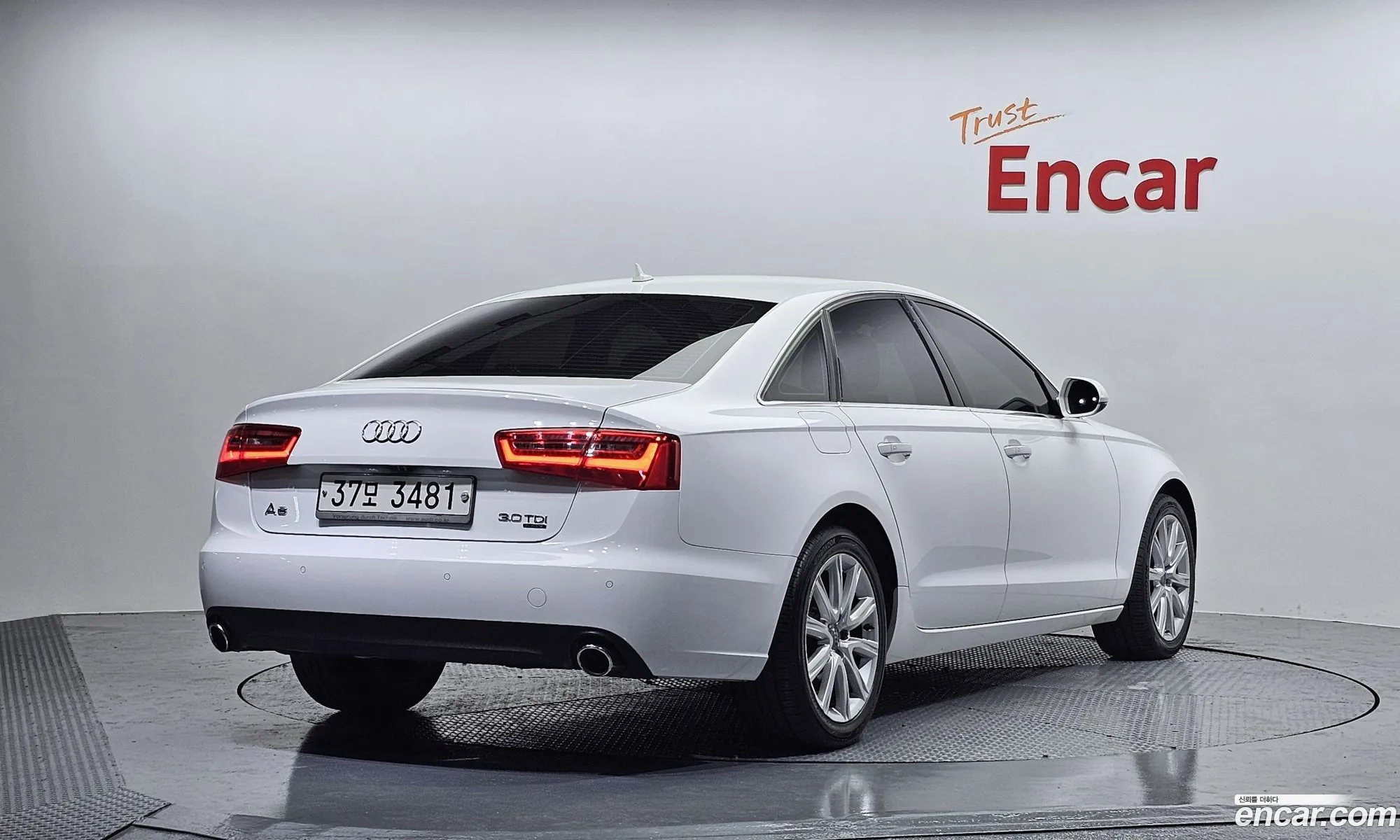 Audi A6 2012 — 17