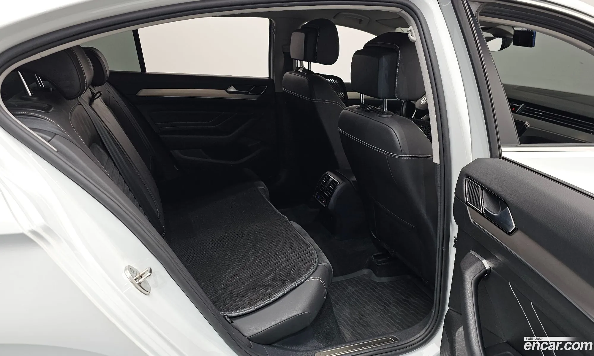 Volkswagen Passat GT 2021 — 18