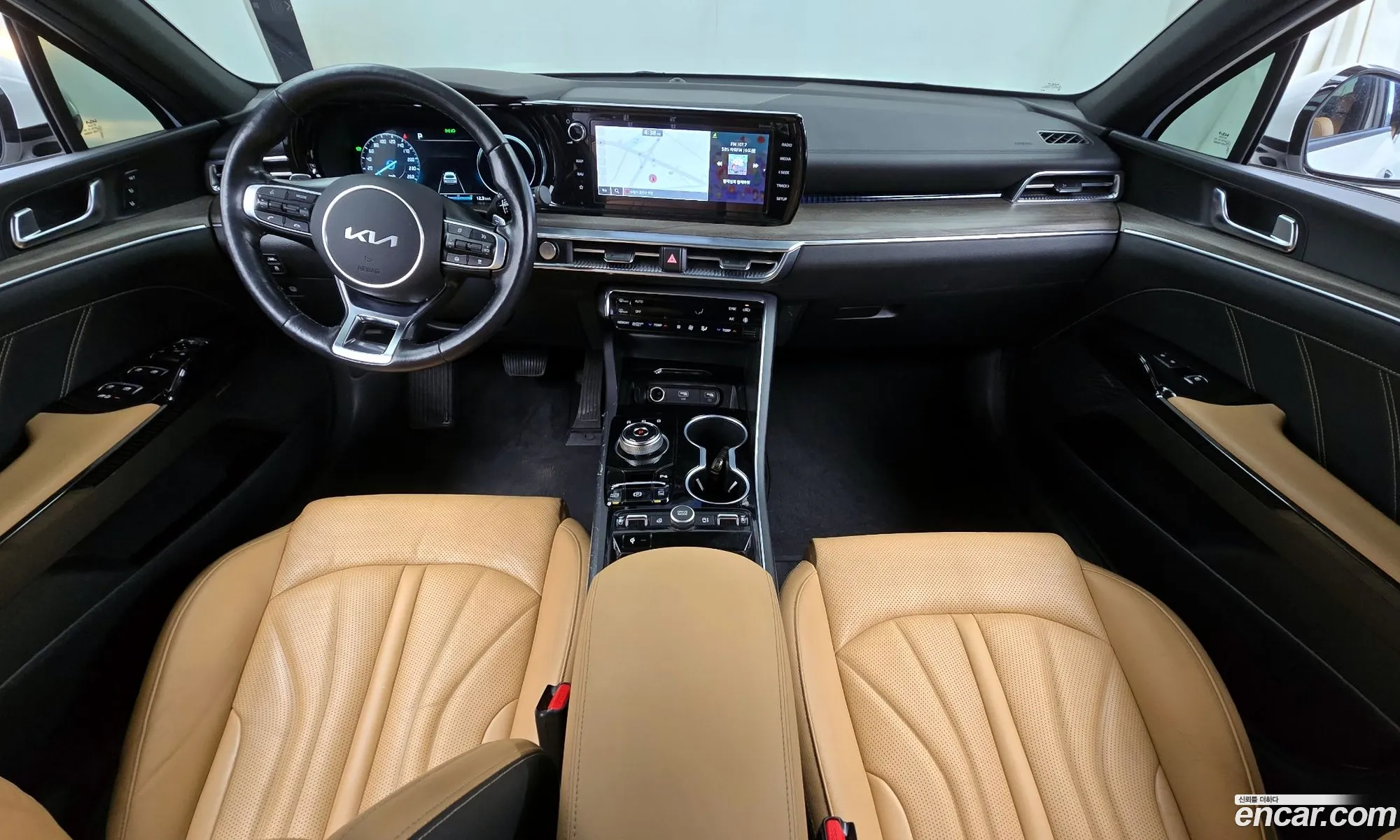 Kia K5 Hybrid 2021 — 12