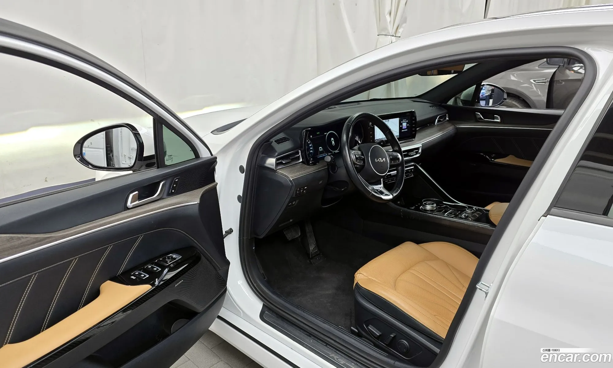 Kia K5 Hybrid 2021 — 19