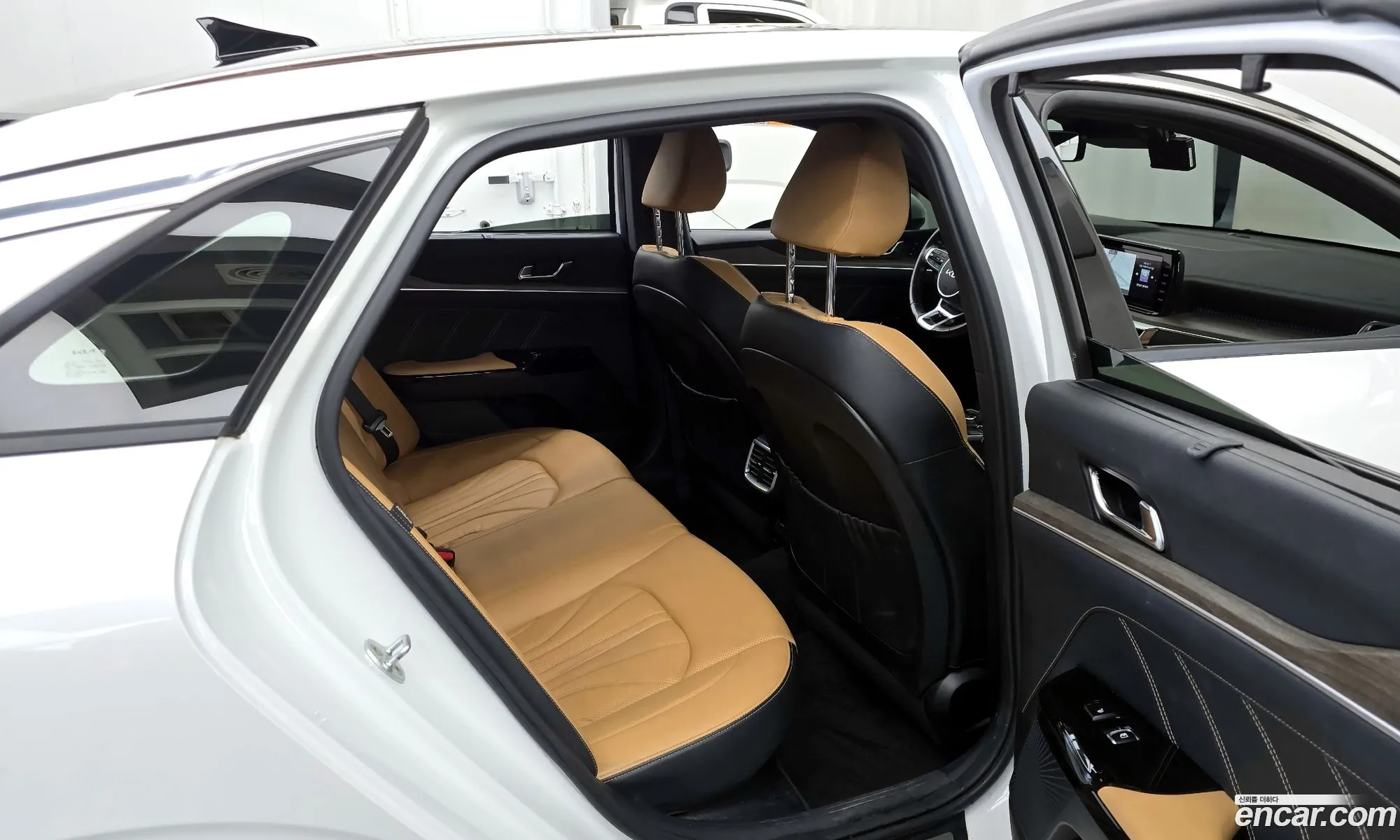 Kia K5 Hybrid 2021 — 7