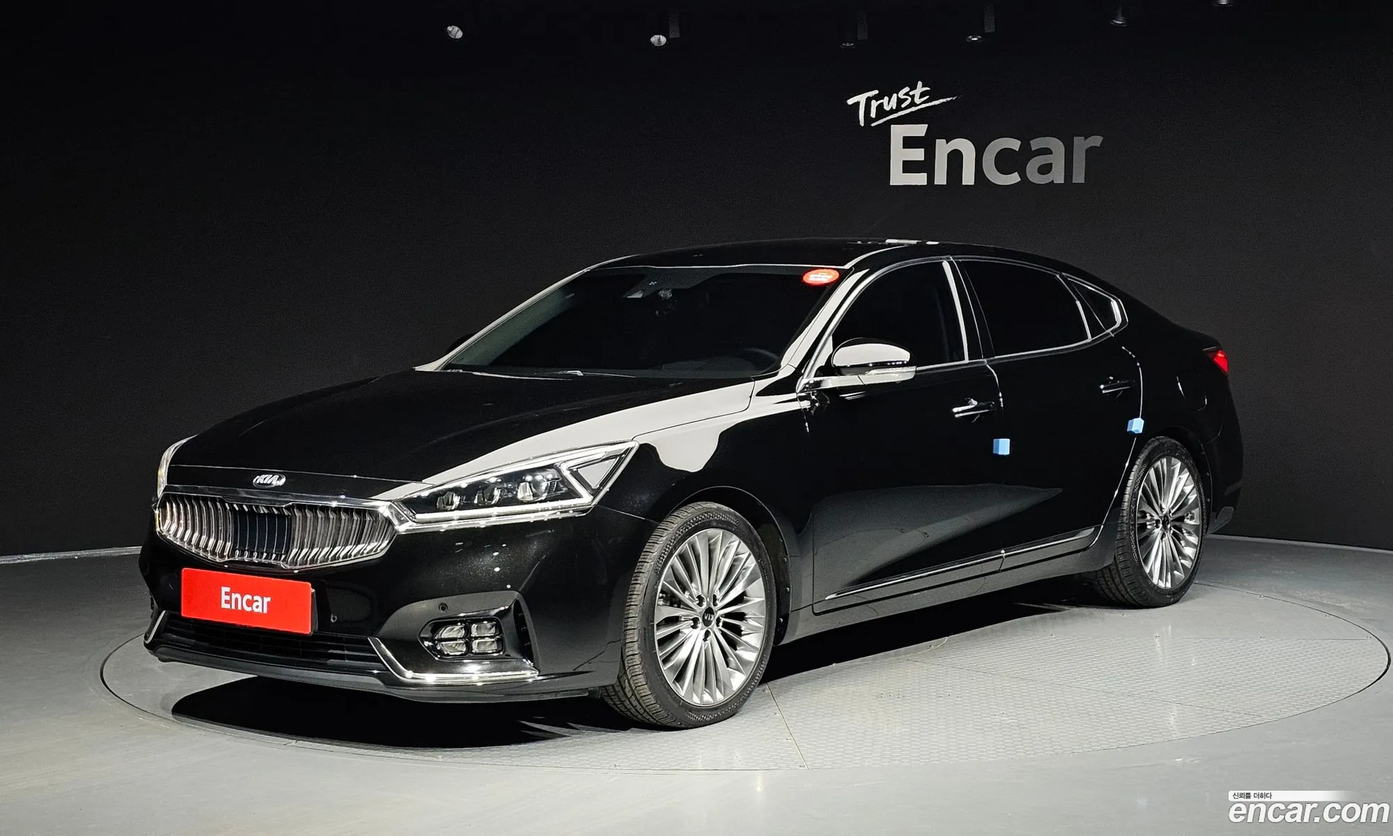 Kia K7 2019 — 13
