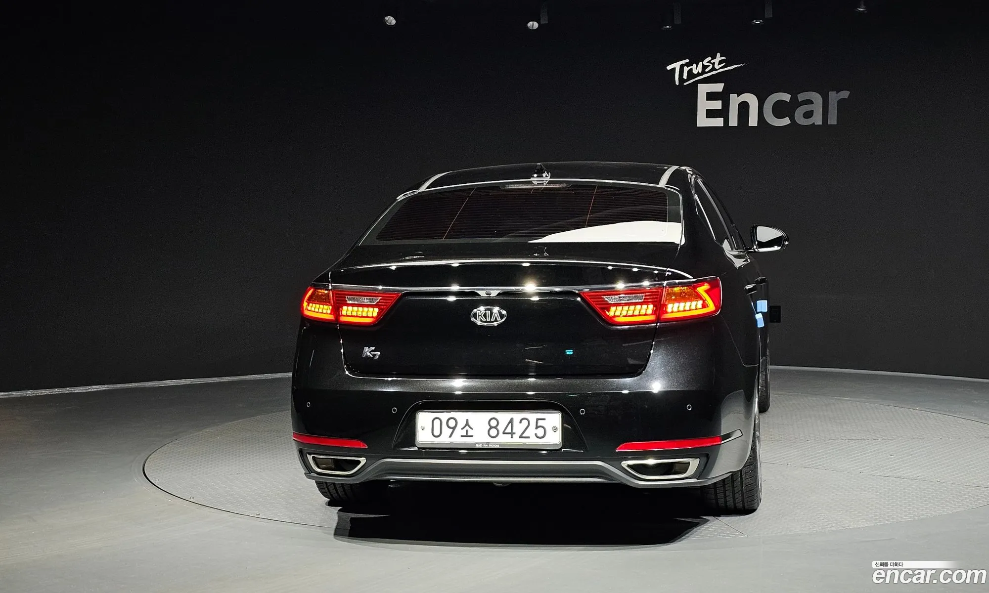 Kia K7 2019 — 15