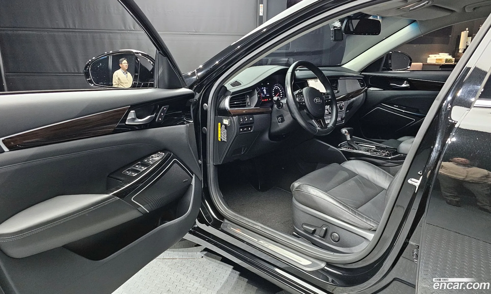 Kia K7 2019 — 9