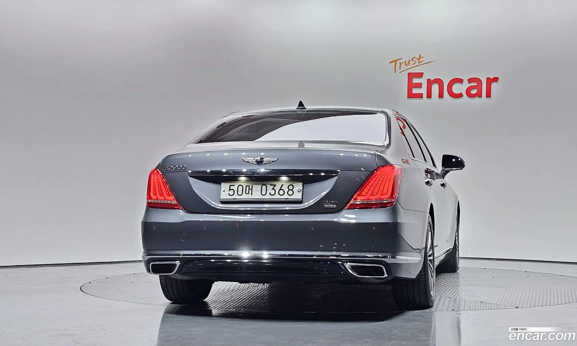 Genesis EQ900 2016 — 13