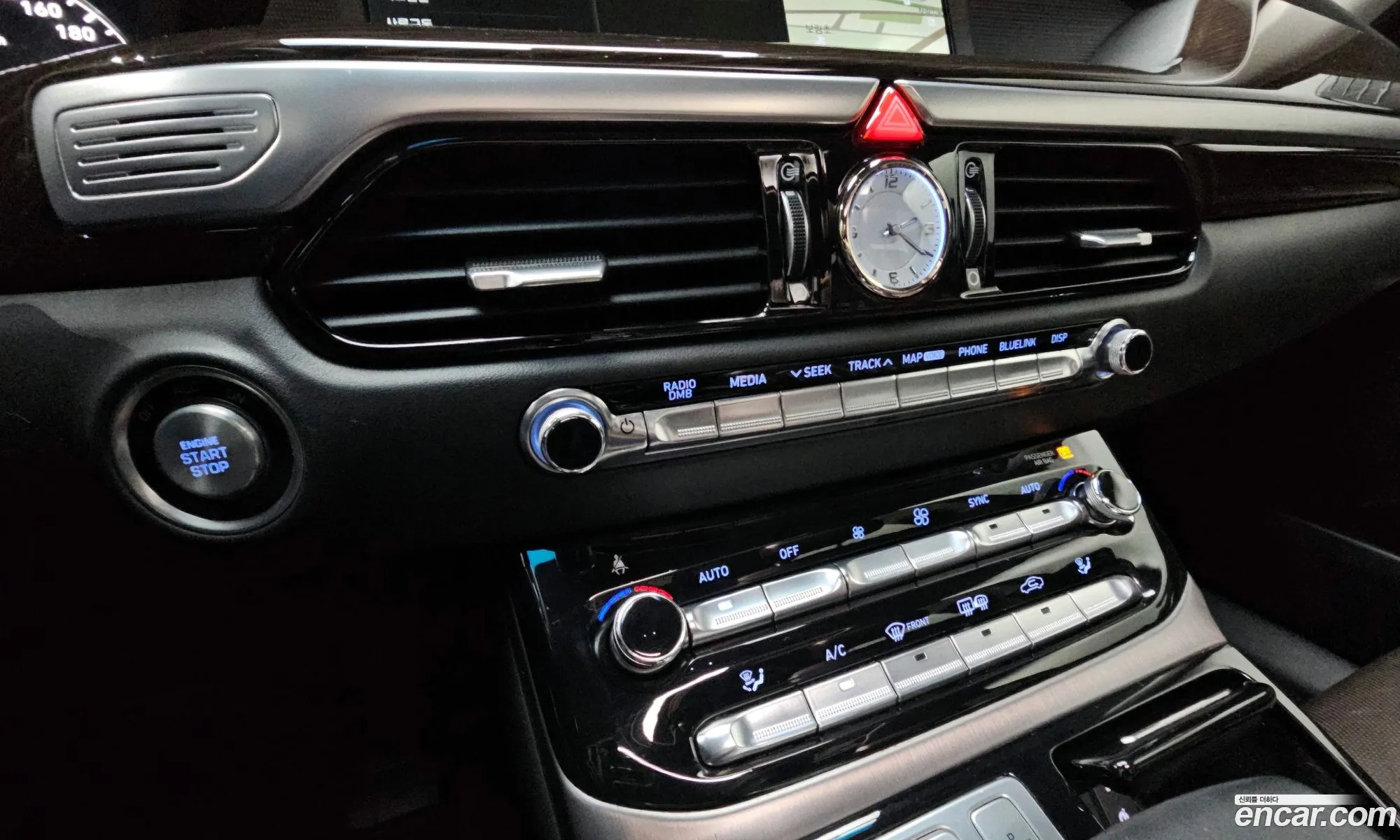 Genesis EQ900 2016 — 10