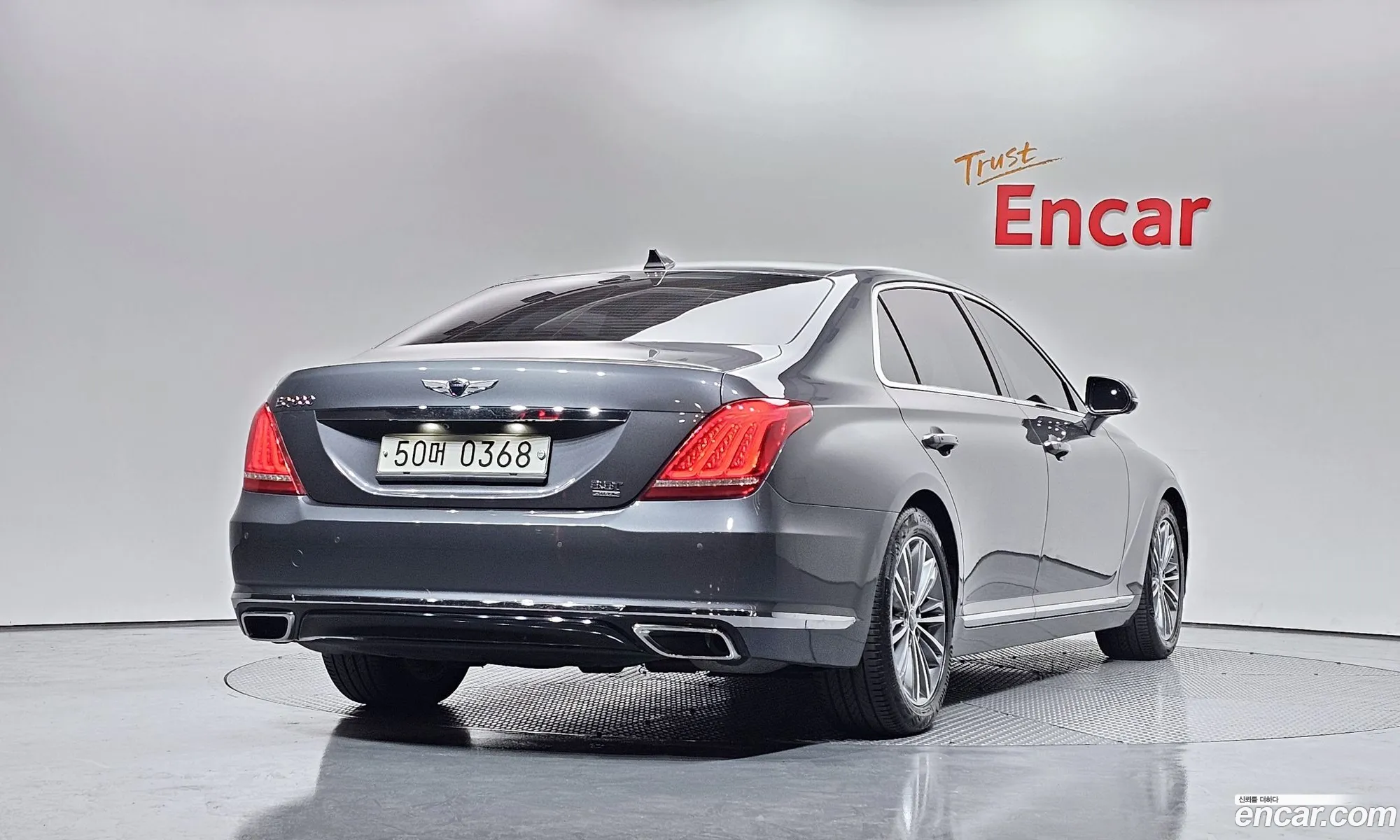 Genesis EQ900 2016 — 7