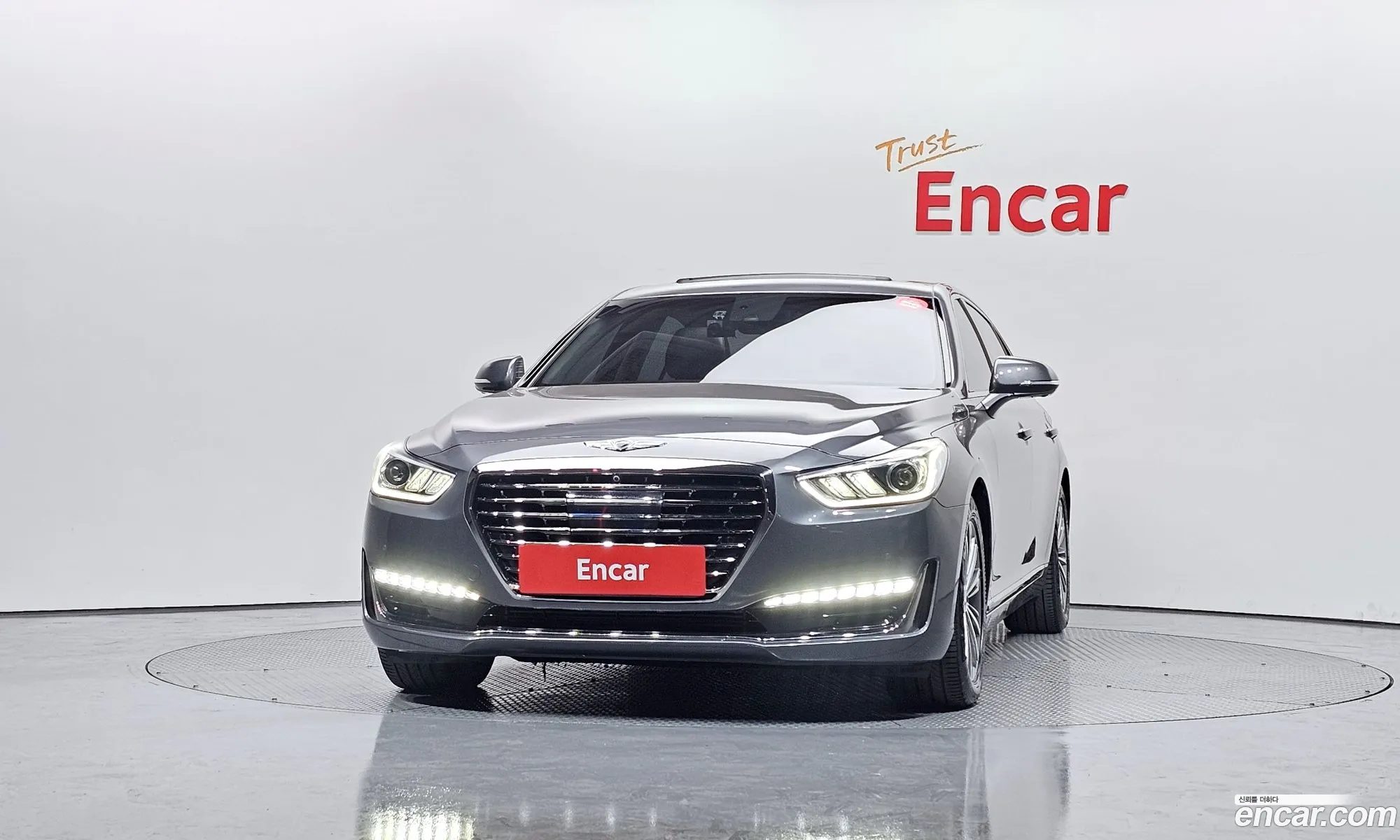 Genesis EQ900 2016 — 19