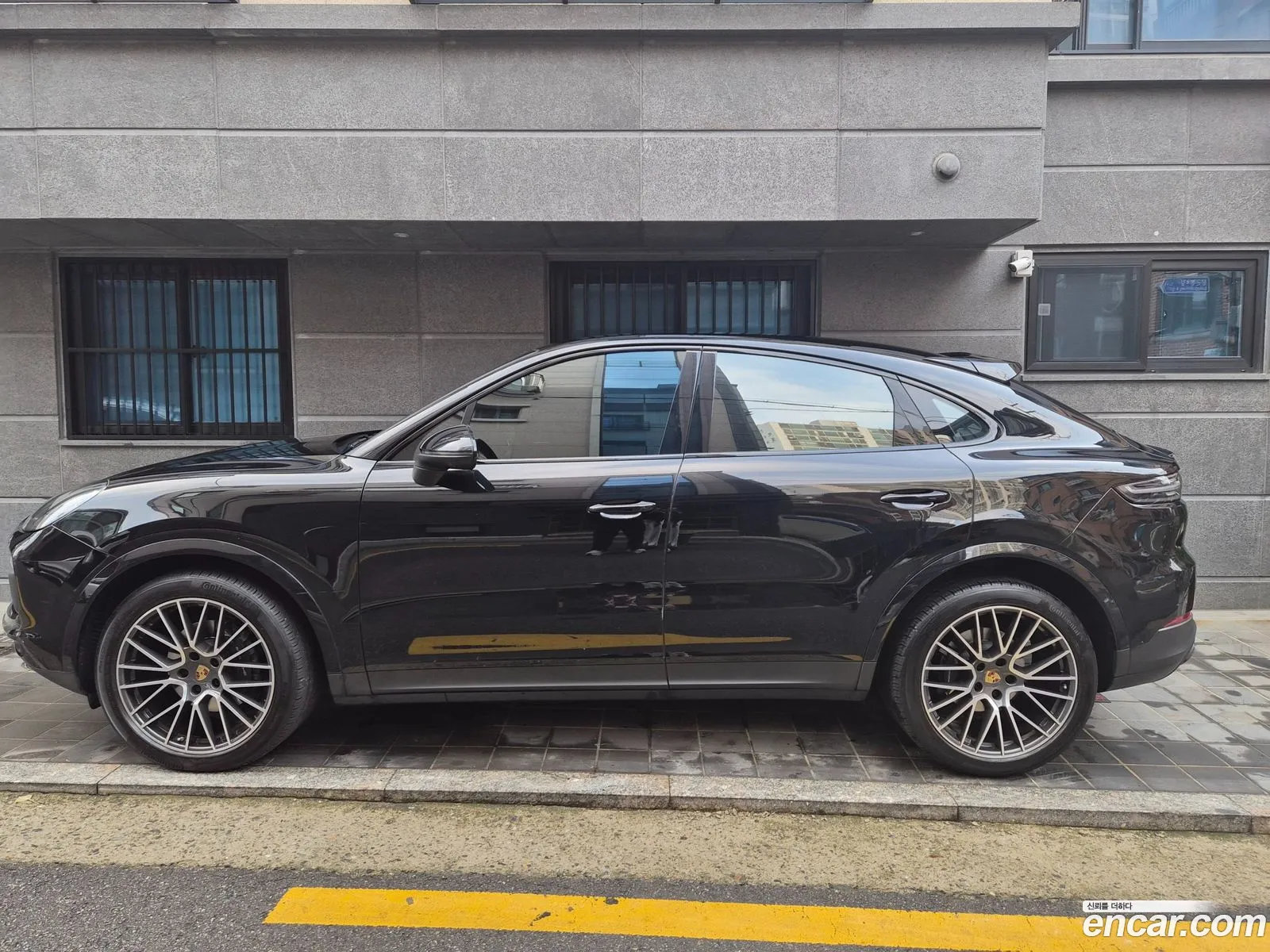Porsche Cayenne 2023 — 8