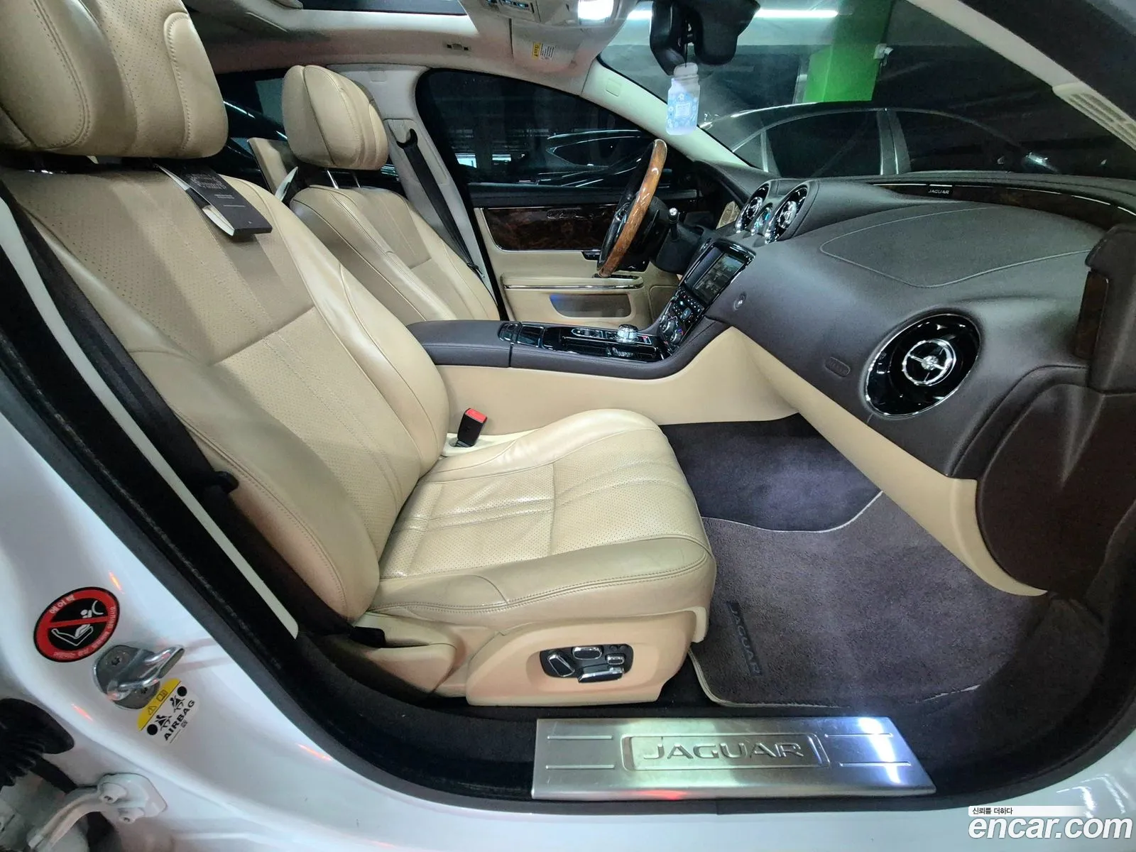Jaguar XJ 2014 — 12
