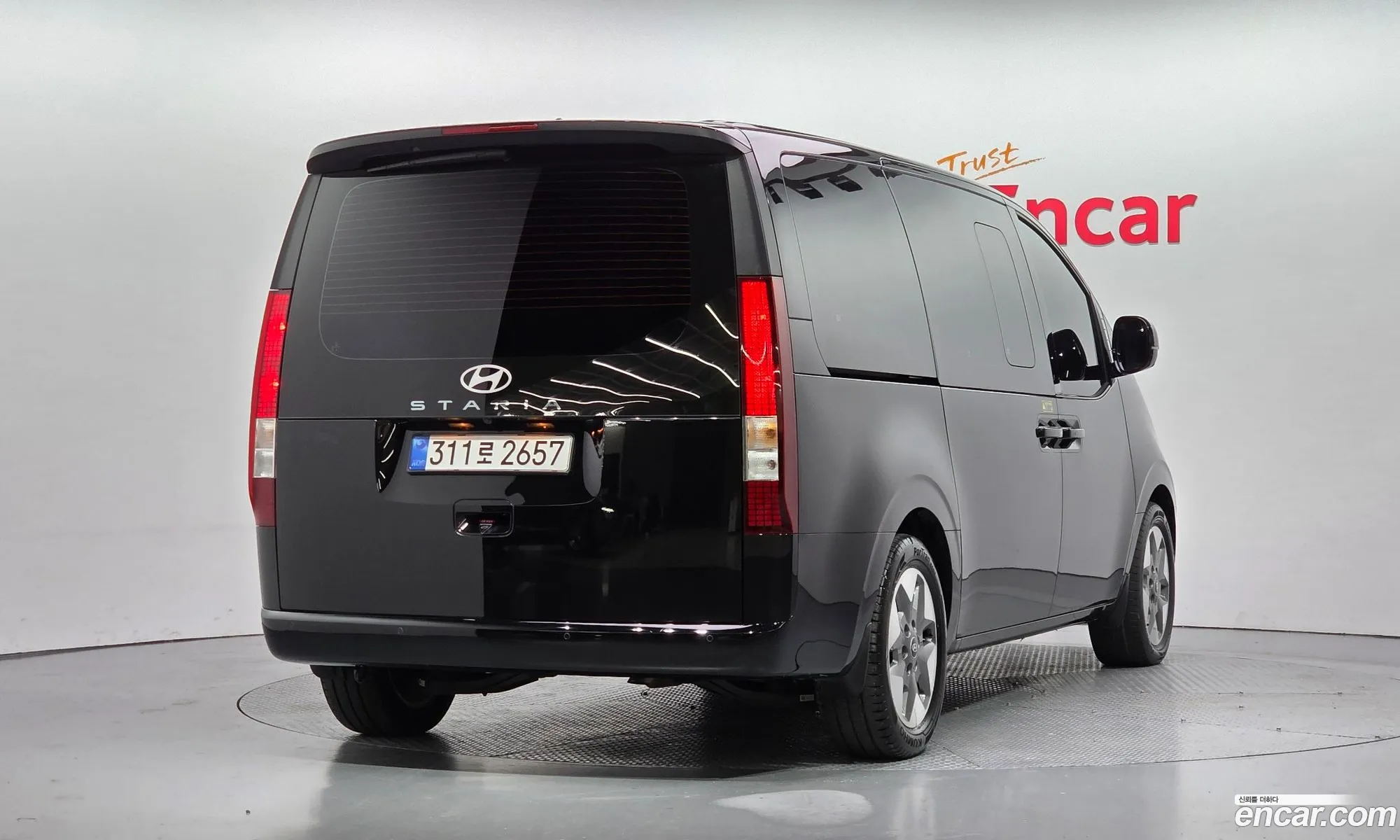 Hyundai Staria 2025 — 6