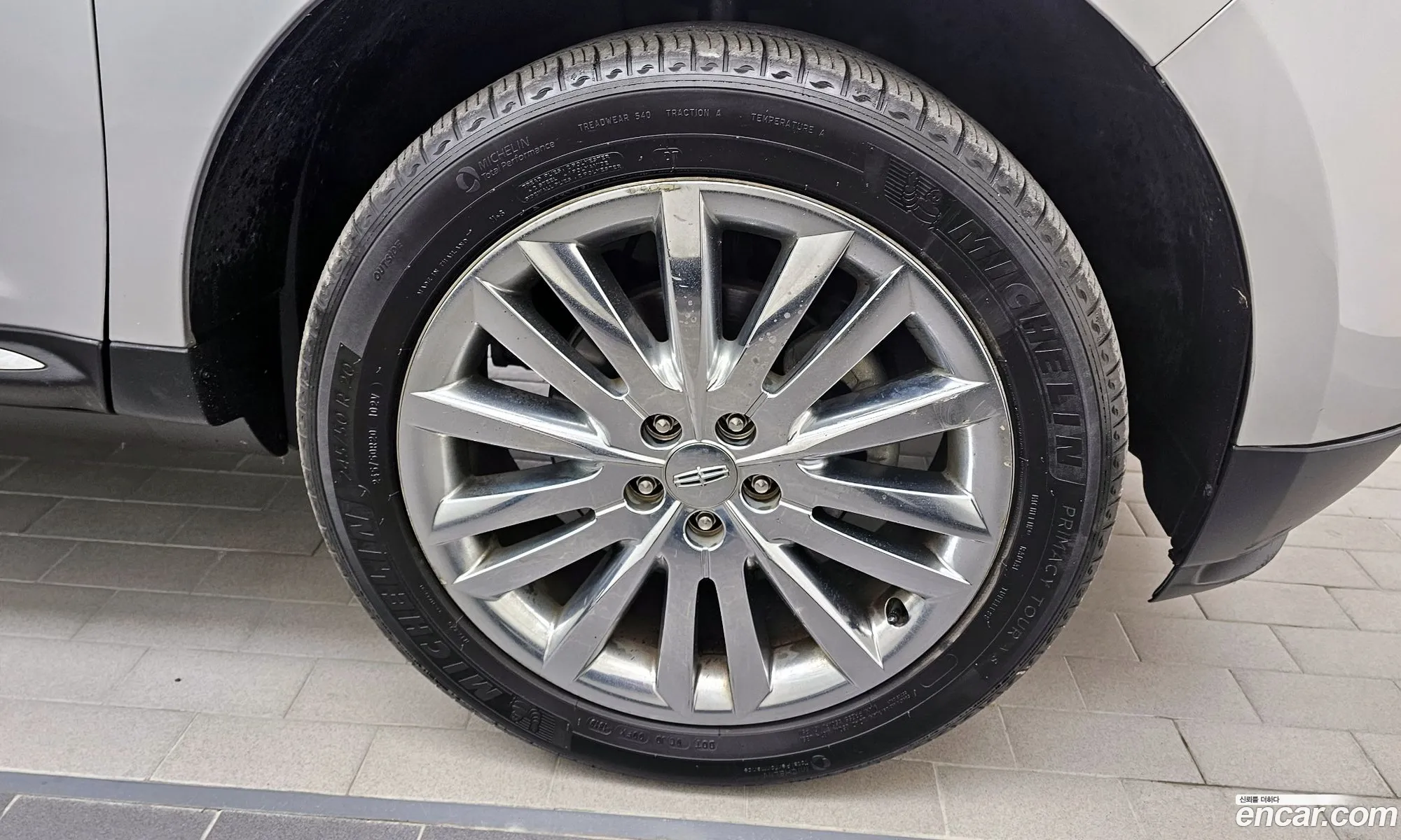 Lincoln MKX 2014 2LMDJ8JK9EBL19772 — 12