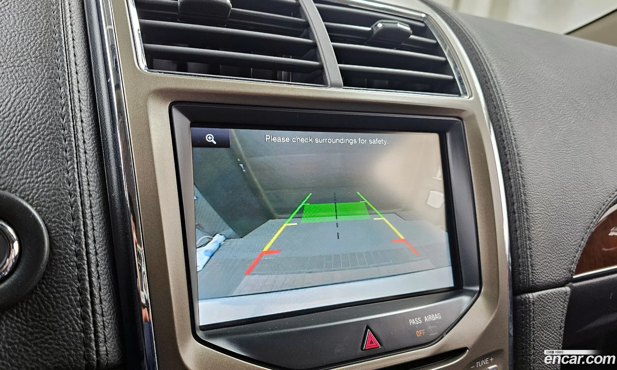 Lincoln MKX 2014 2LMDJ8JK9EBL19772 — 18