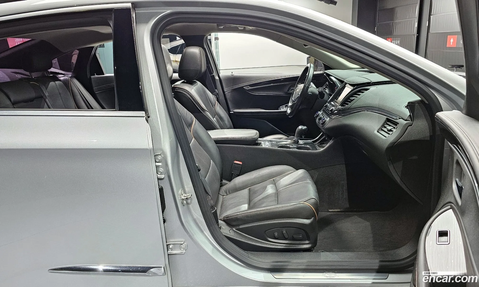 Chevrolet (GM Daewoo) Impala 2016 — 10