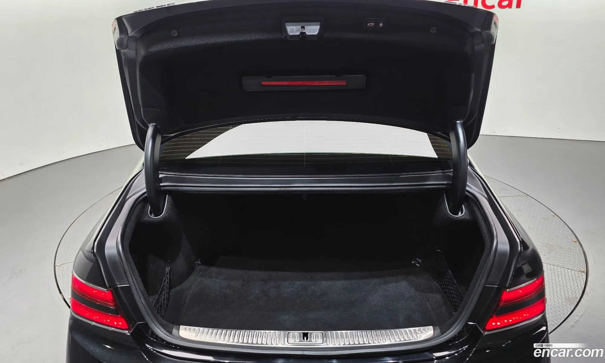 Genesis G90 2021 — 2