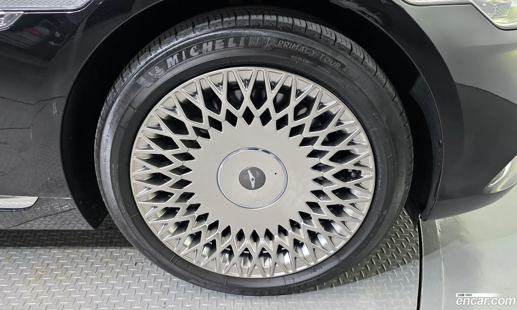 Genesis G90 2021 — 17