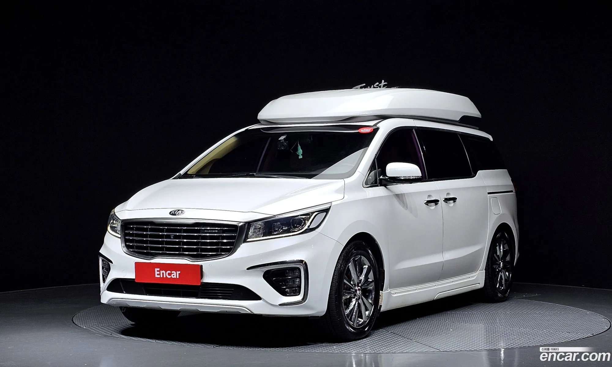Kia Carnival 2019 — 16