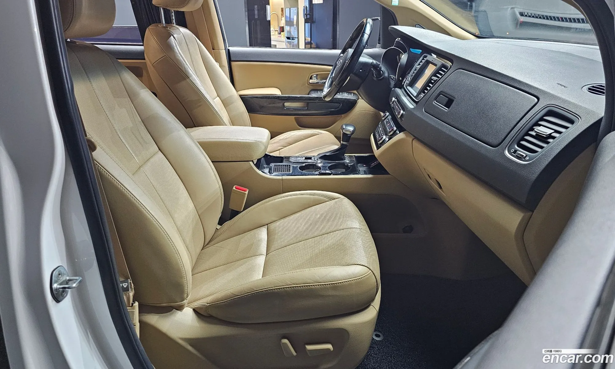 Kia Carnival 2019 — 6