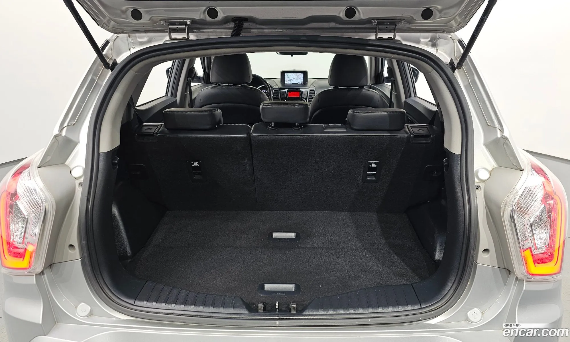 KG Mobility (SsangYong) Tivoli 2016 — 16