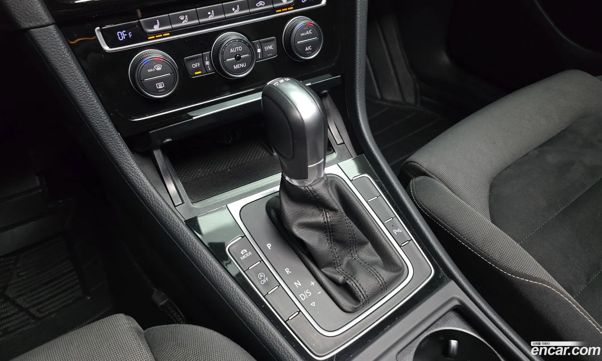 Volkswagen Golf 7th Gen 2014 — 13