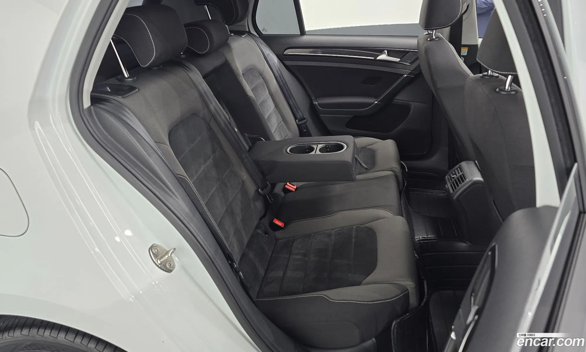 Volkswagen Golf 7th Gen 2014 — 18