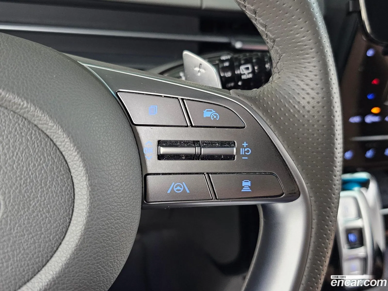 Hyundai Staria 2023 — 11