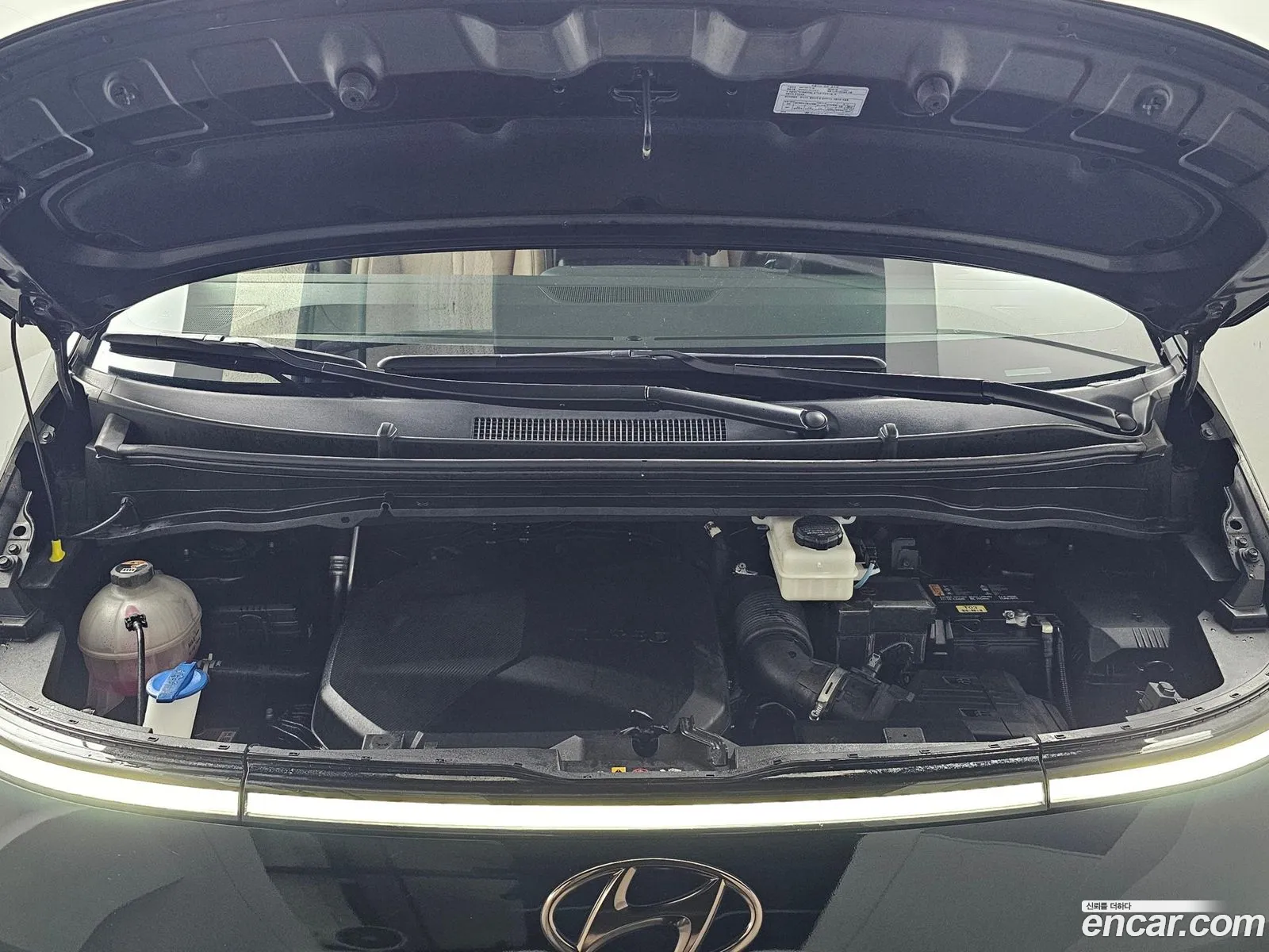 Hyundai Staria 2023 — 14
