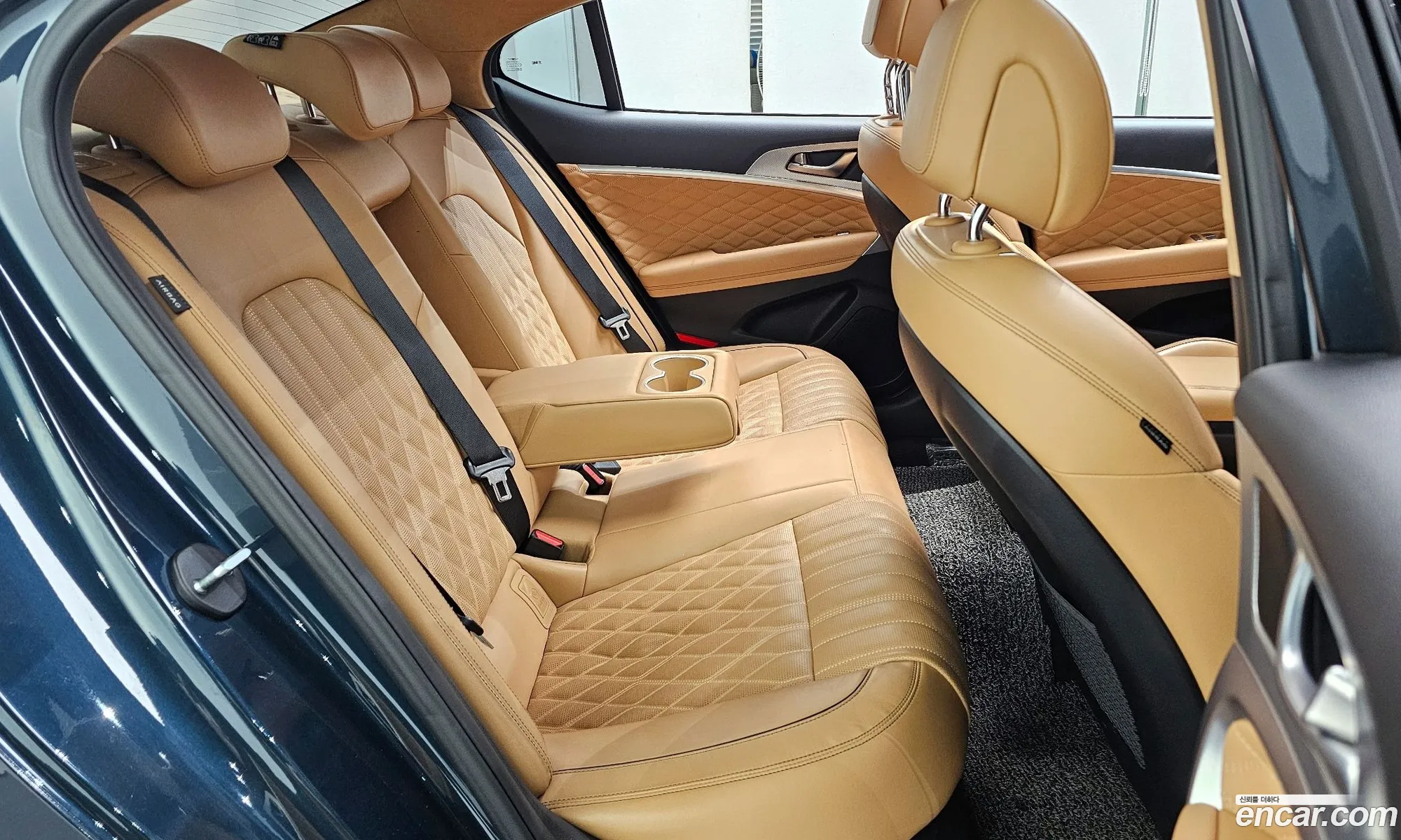 Genesis G70 2020 — 18