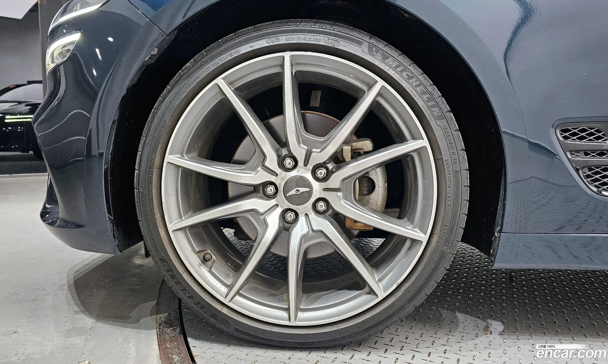 Genesis G70 2020 — 7