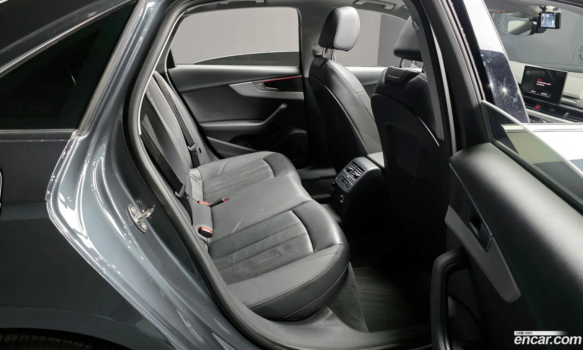 Audi A4 2020 WAUZZZF4XLA062335 — 13