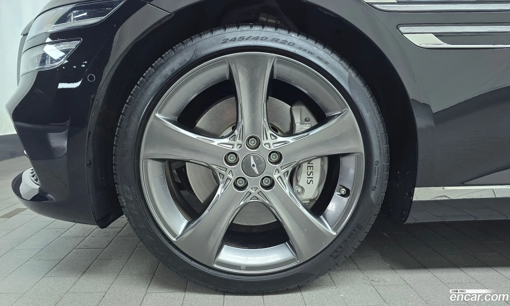 Genesis G80 2023 — 9