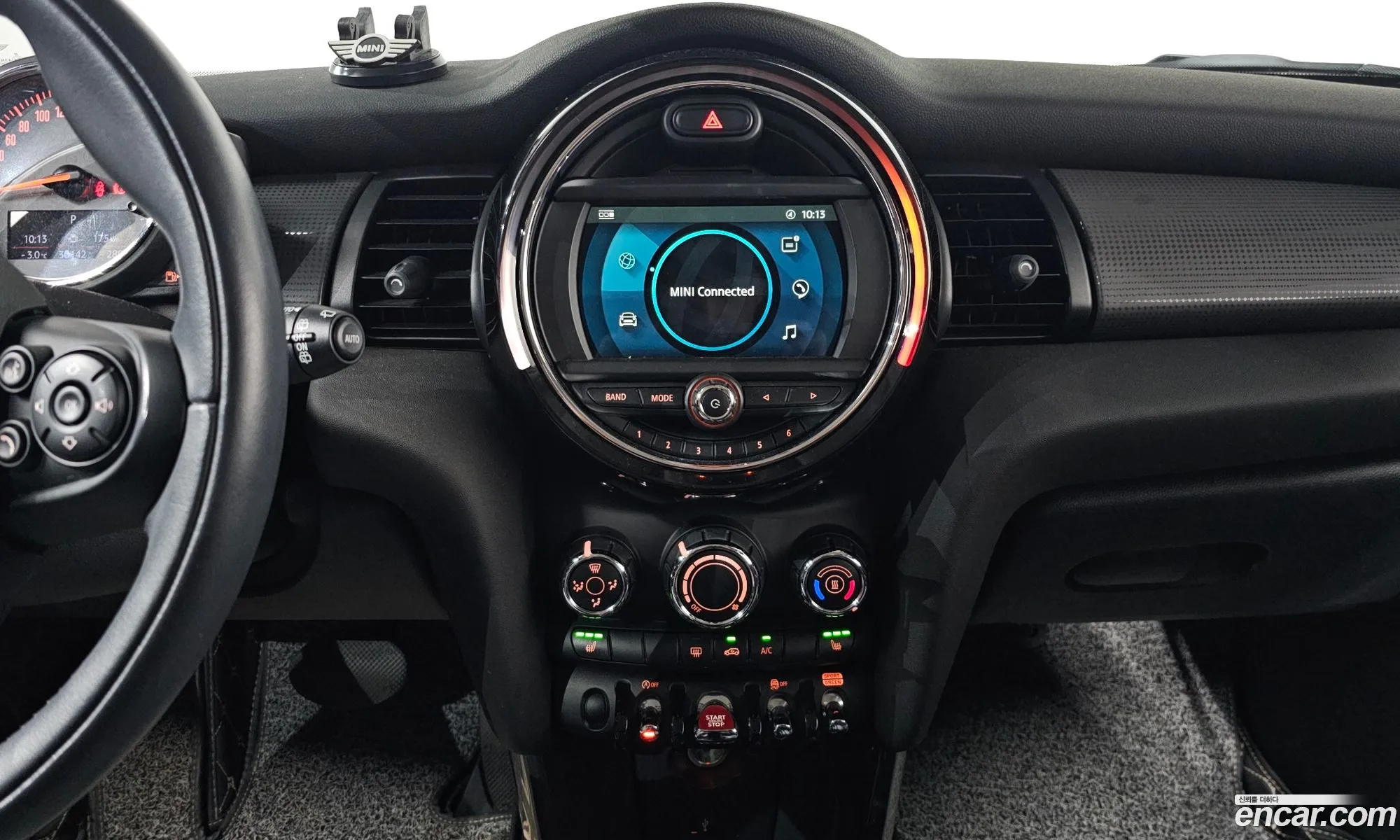 Mini Cooper 2021 WMWXV7104M2N70257 — 17