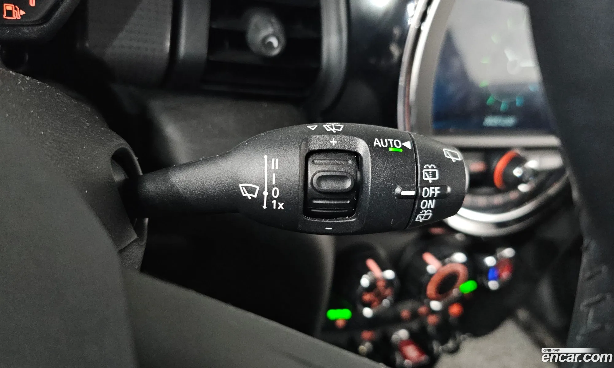 Mini Cooper 2021 WMWXV7104M2N70257 — 3