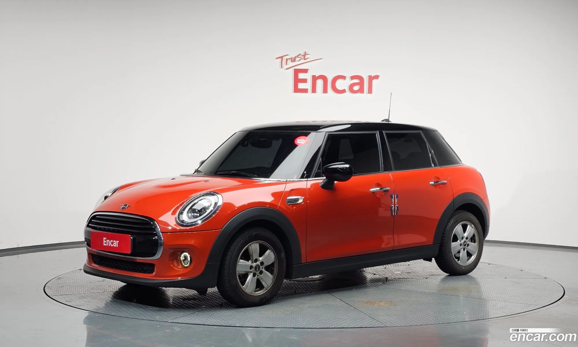 Mini Cooper 2021 WMWXV7104M2N70257 — 4