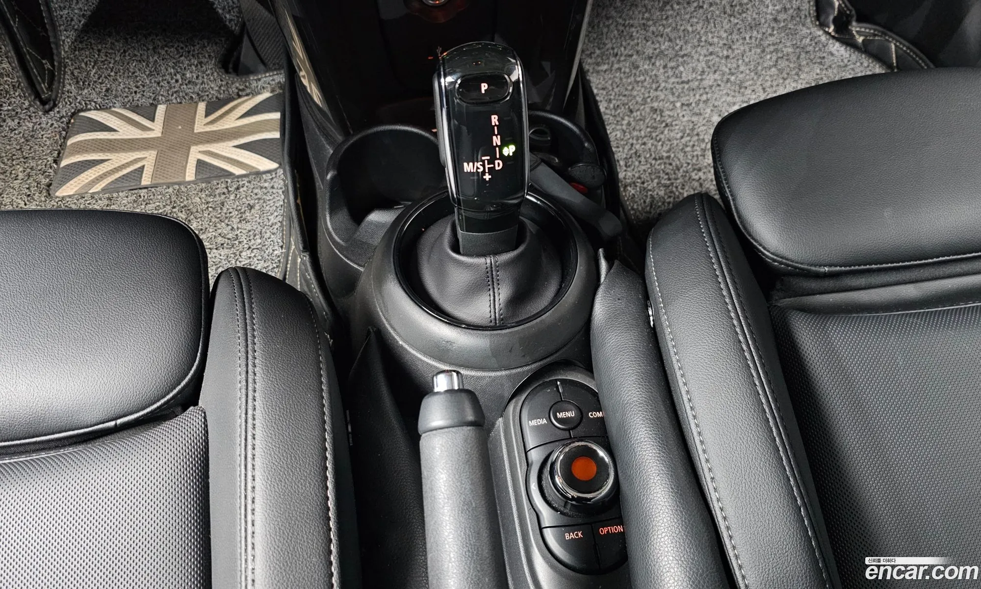 Mini Cooper 2021 WMWXV7104M2N70257 — 11