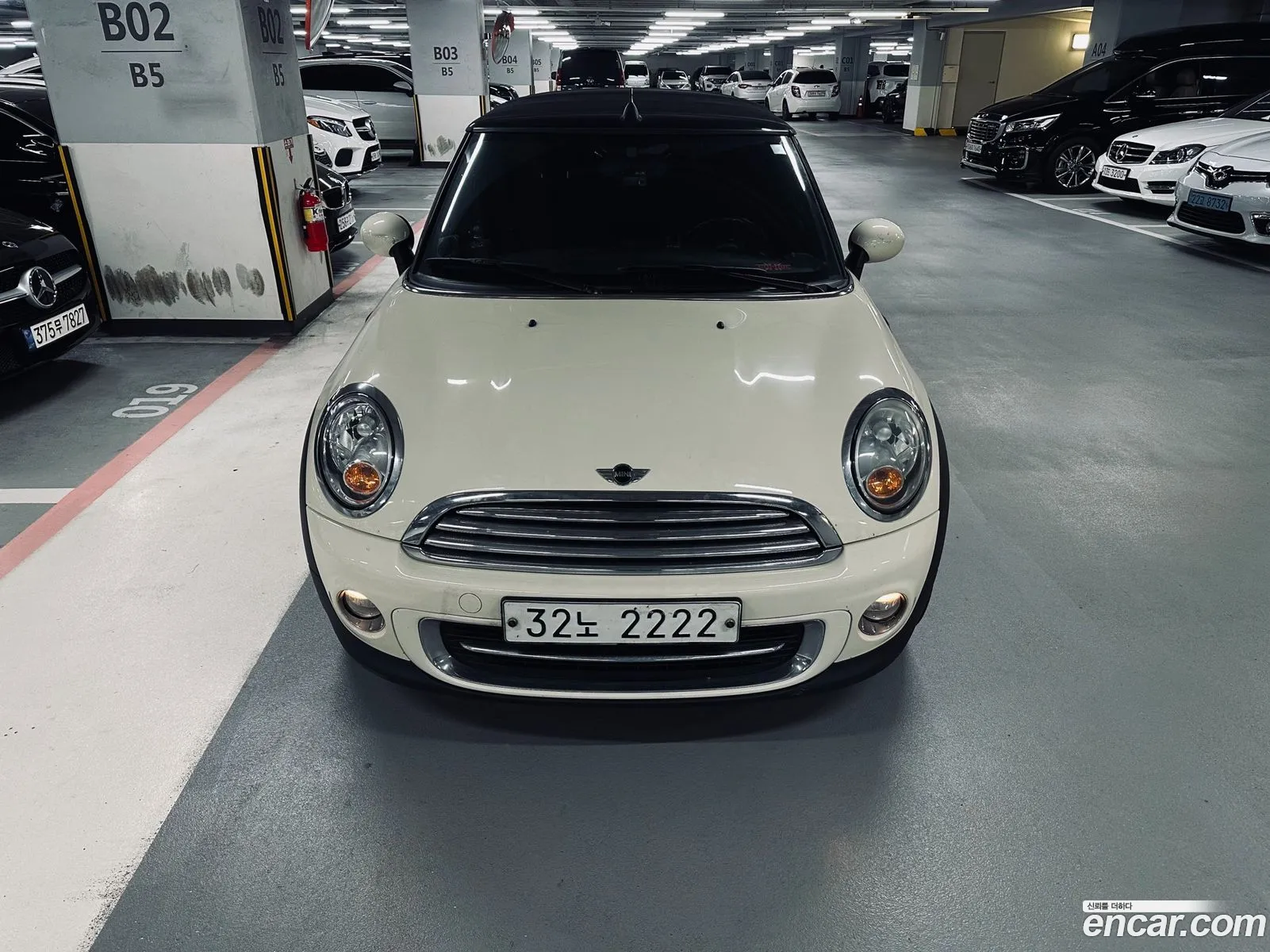 Mini Cooper Convertible 2011 — 2