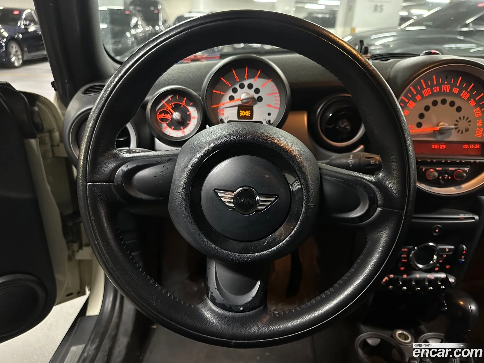 Mini Cooper Convertible 2011 — 19