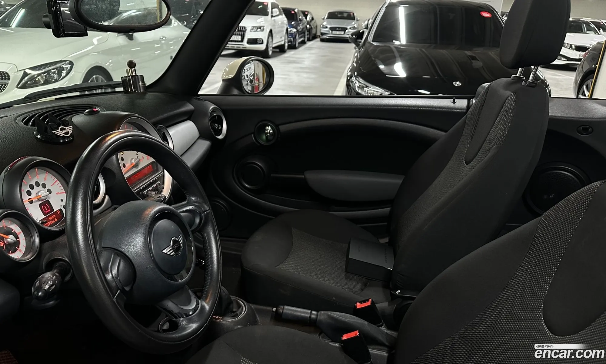 Mini Cooper Convertible 2011 — 10